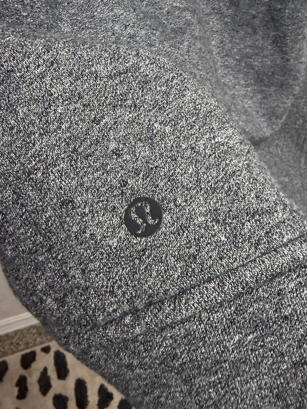 Lululemon Athletica Please Pullover Heathered Speckled Gray Funnel Neck Pullover